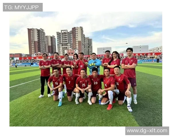 那些在绿茵场上闪耀的帅气足球明星们的魅力与风采 那些在绿茵场上闪耀的帅气足球明星们的魅力与风采