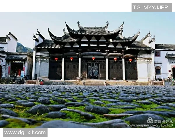 足球明星纹身背后的故事与过程精彩瞬间全记录