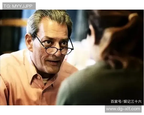 足球明星崛起背后的多重因素探讨与分析