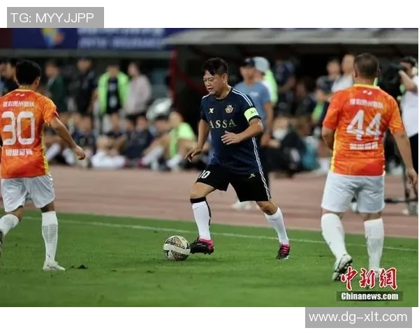 香港足球明星队莅临贵阳展开友谊赛助力地方足球发展与交流活动 香港足球明星队莅临贵阳展开友谊赛助力地方足球发展与交流活动