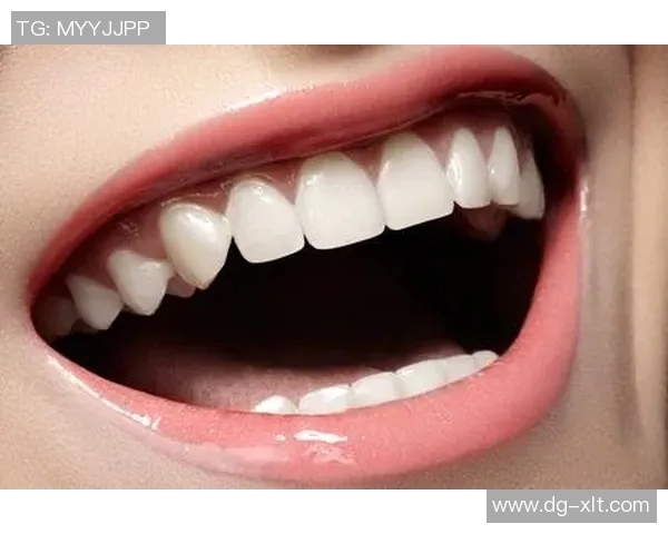 足球明星美牙揭秘谁是拥有完美笑容的绿茵场上风云人物