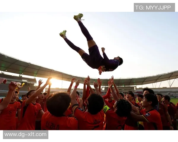 国足与韩国足球对决直播全程回顾精彩瞬间与赛后分析